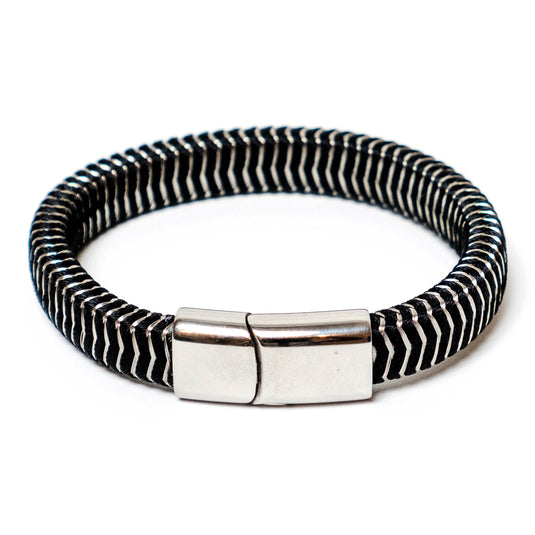 Chokore Wavy Leather Bracelet with Clasp