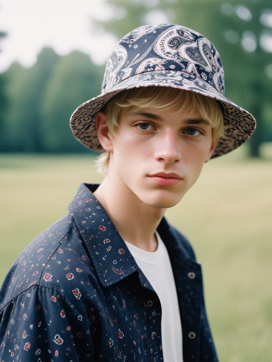 Chokore Paisley Print Reversible Bucket Hat (Black)