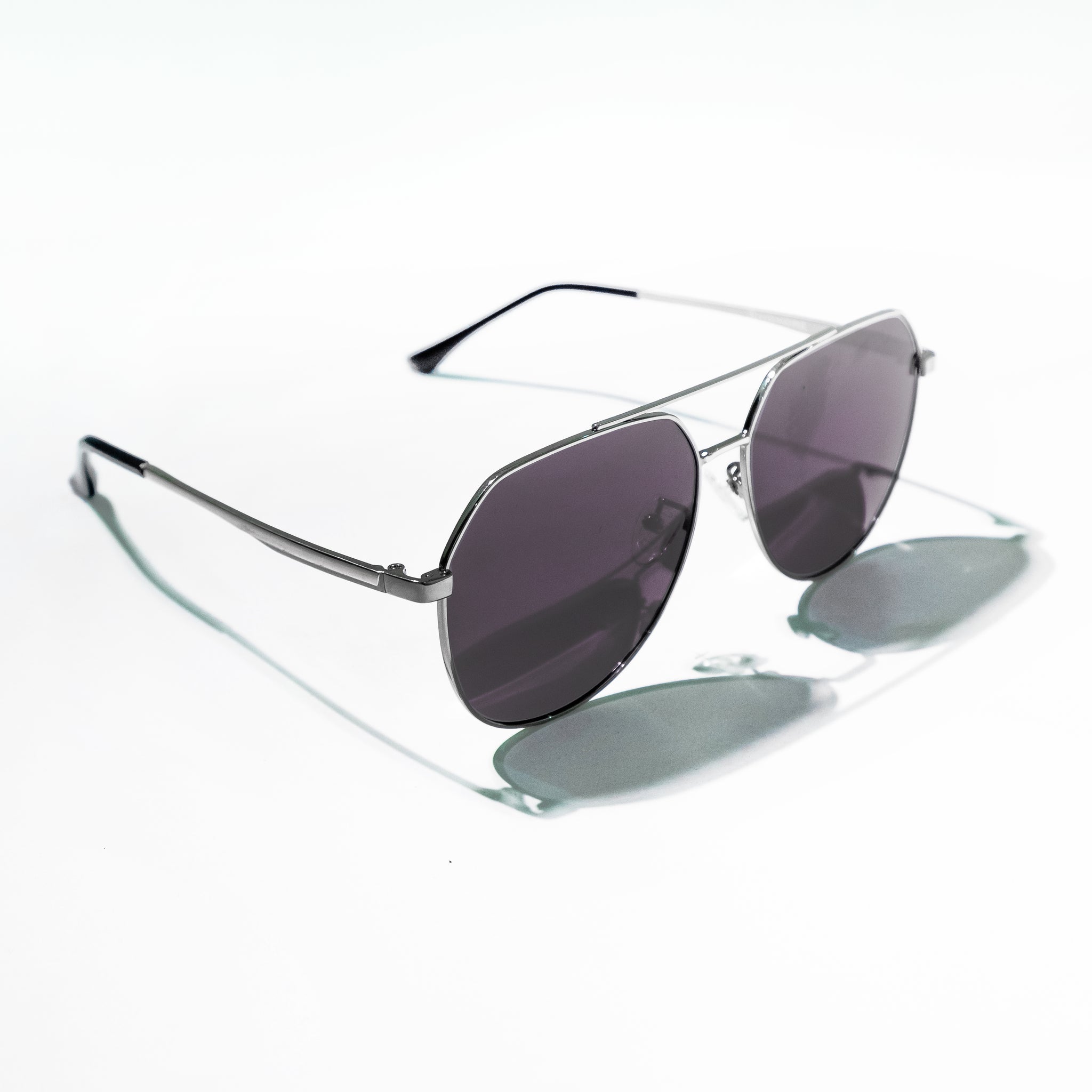 Chokore Classic Aviator Sunglasses (Black & Gold)