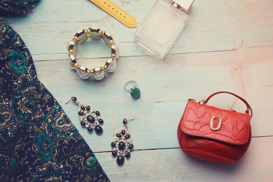 Must-Have Fashion Accessories: Style Tips Every Woman Should Know