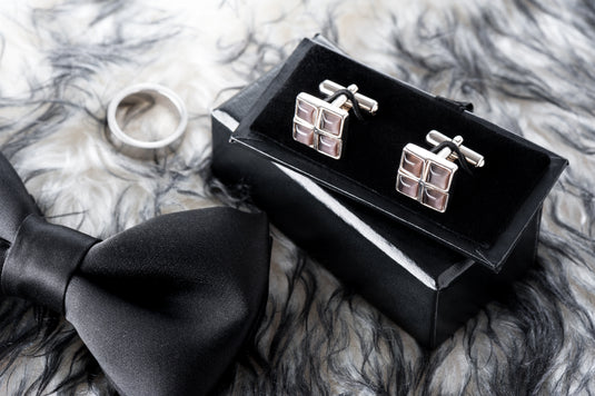 What Are the Most Fashionable and Unique Customized Birthday Gift Ideas?