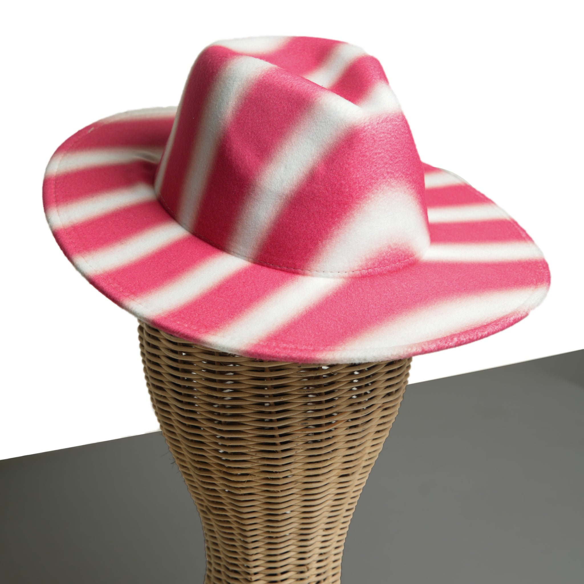 Chokore Wool Fedora Hat (Pink & White)