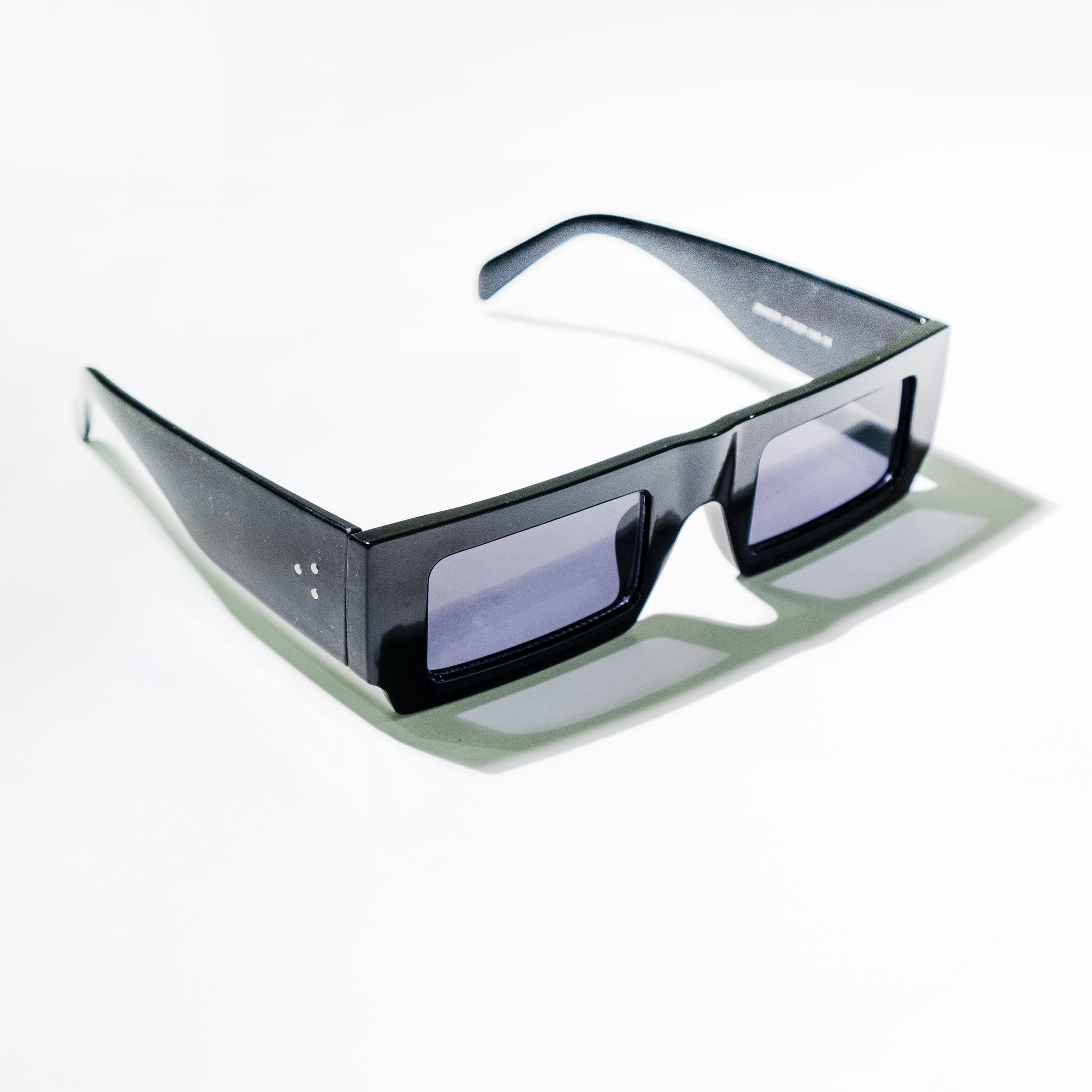 Chokore Thick Frame Rectangle Sunglasses (Black)