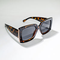 Chokore Chokore Vintage Square Lens Thick Sunglasses with UV 400 Protection (Brown & Black)