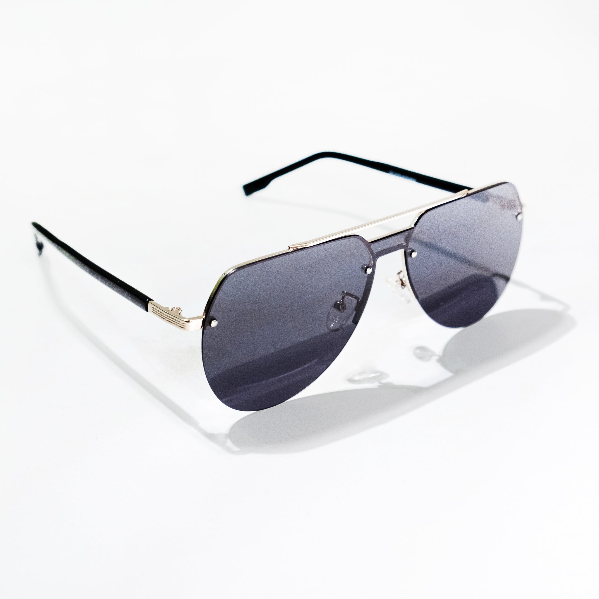 Chokore Aviator Sunglasses (Black & Gold)