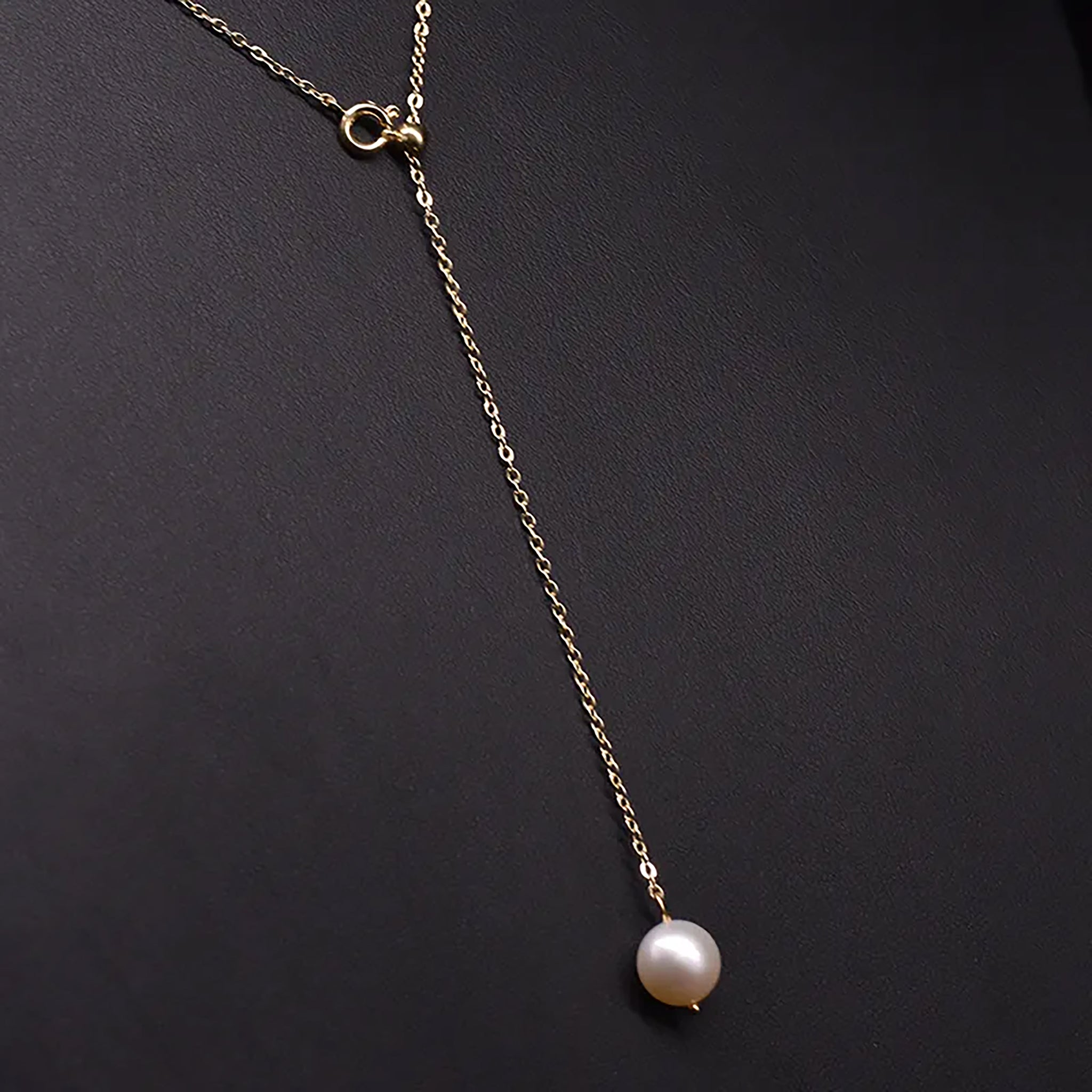 Chokore Minimal Pearl Drop Necklace