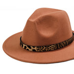 Chokore Chokore Fedora Hat with Leopard Belt (Beige) 