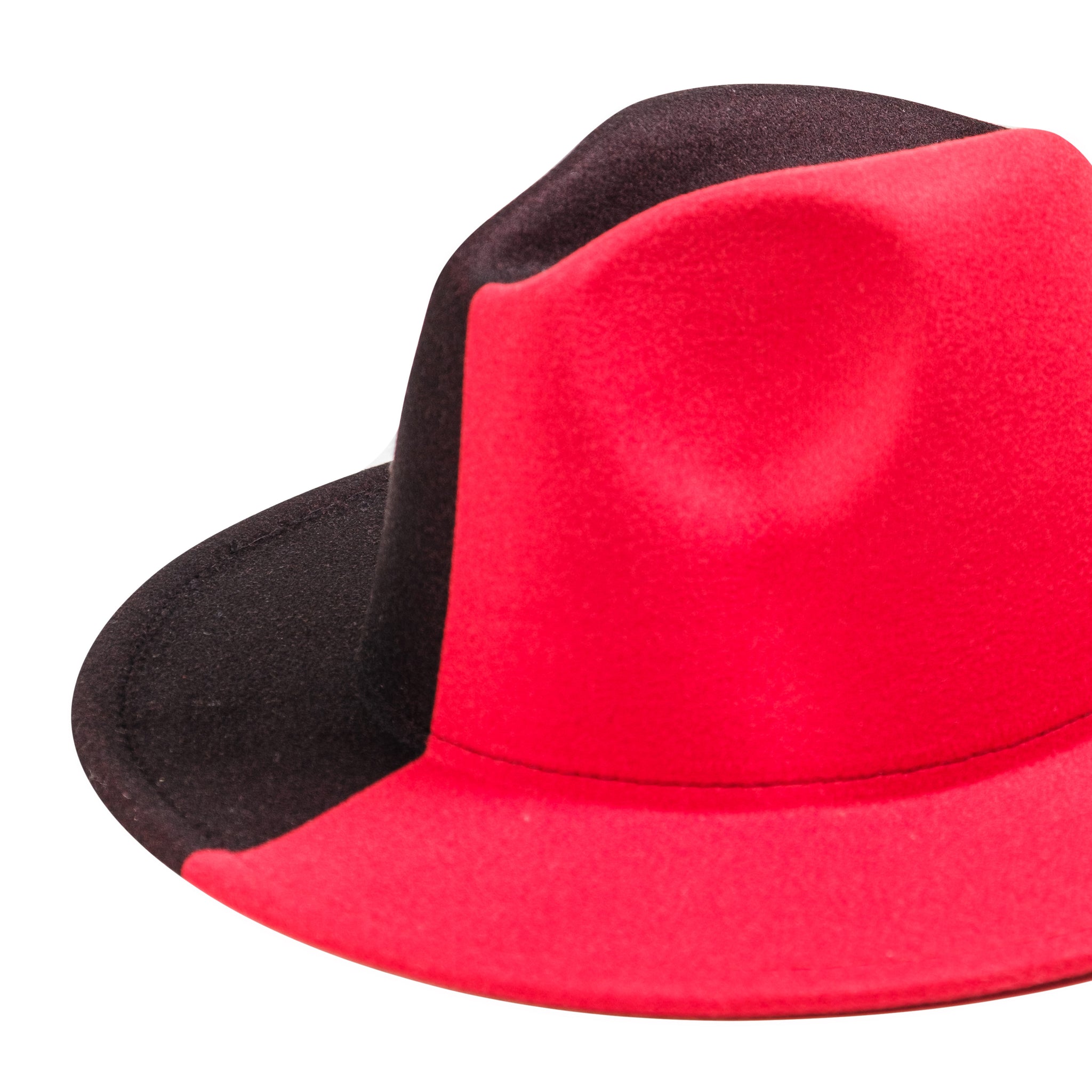 Chokore Half and Half Fedora Hat (Red & Black)