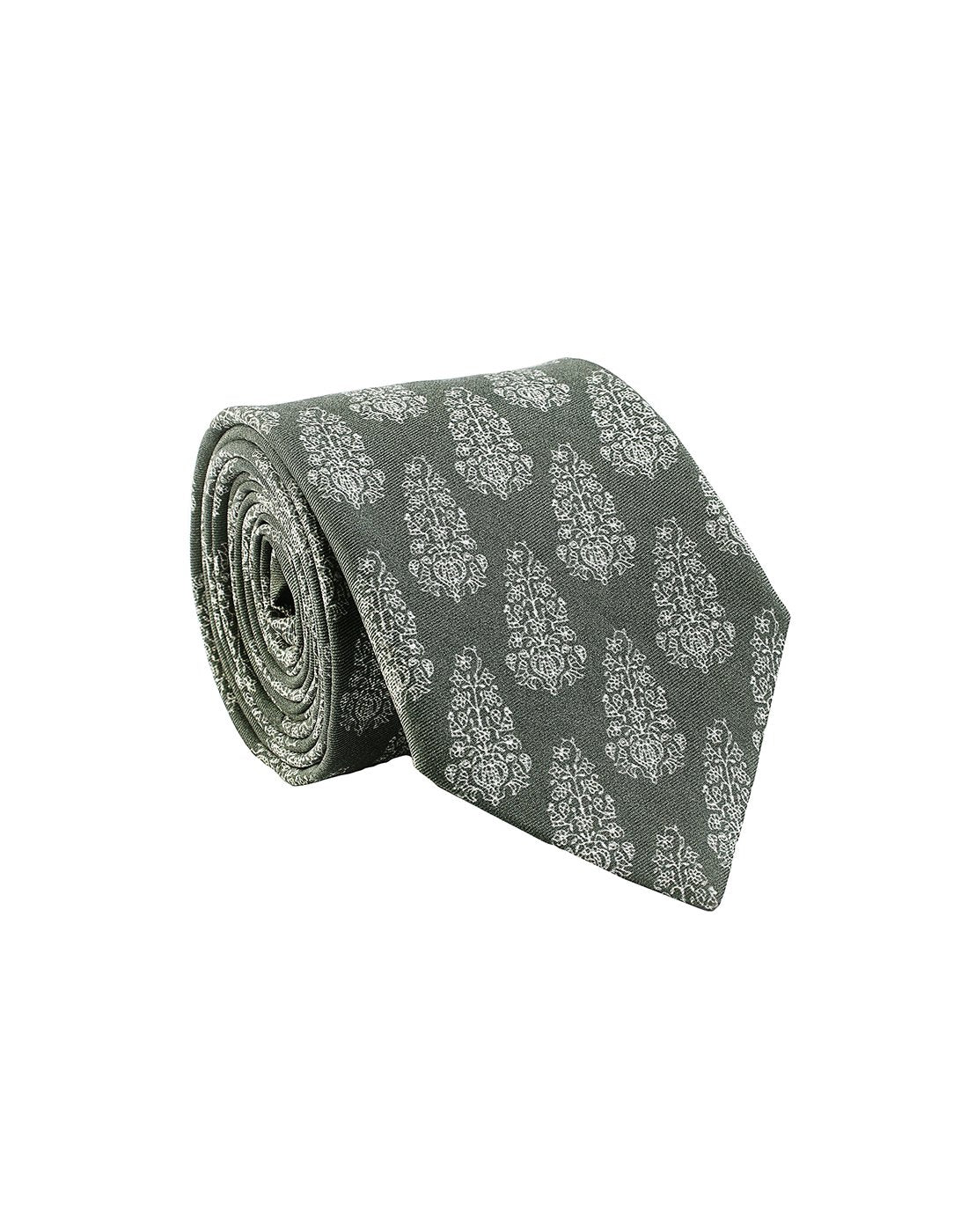 Chokore Special 3-in-1 Indian at Heart Gift Set, Gray (Pocket Square, Tie, & Cufflinks)