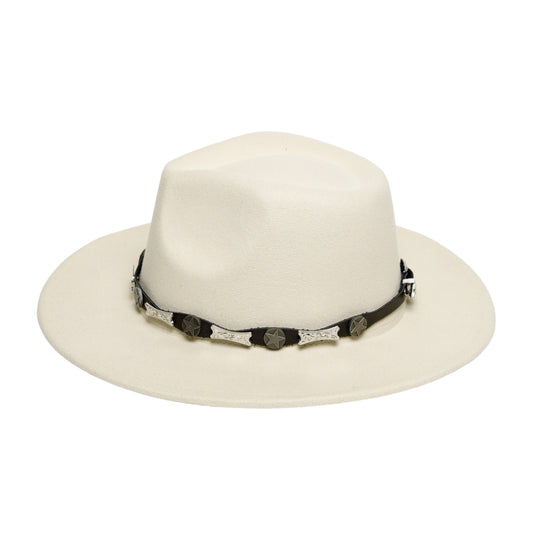 Chokore Cowboy Hat with Buckle Belt (Off White)