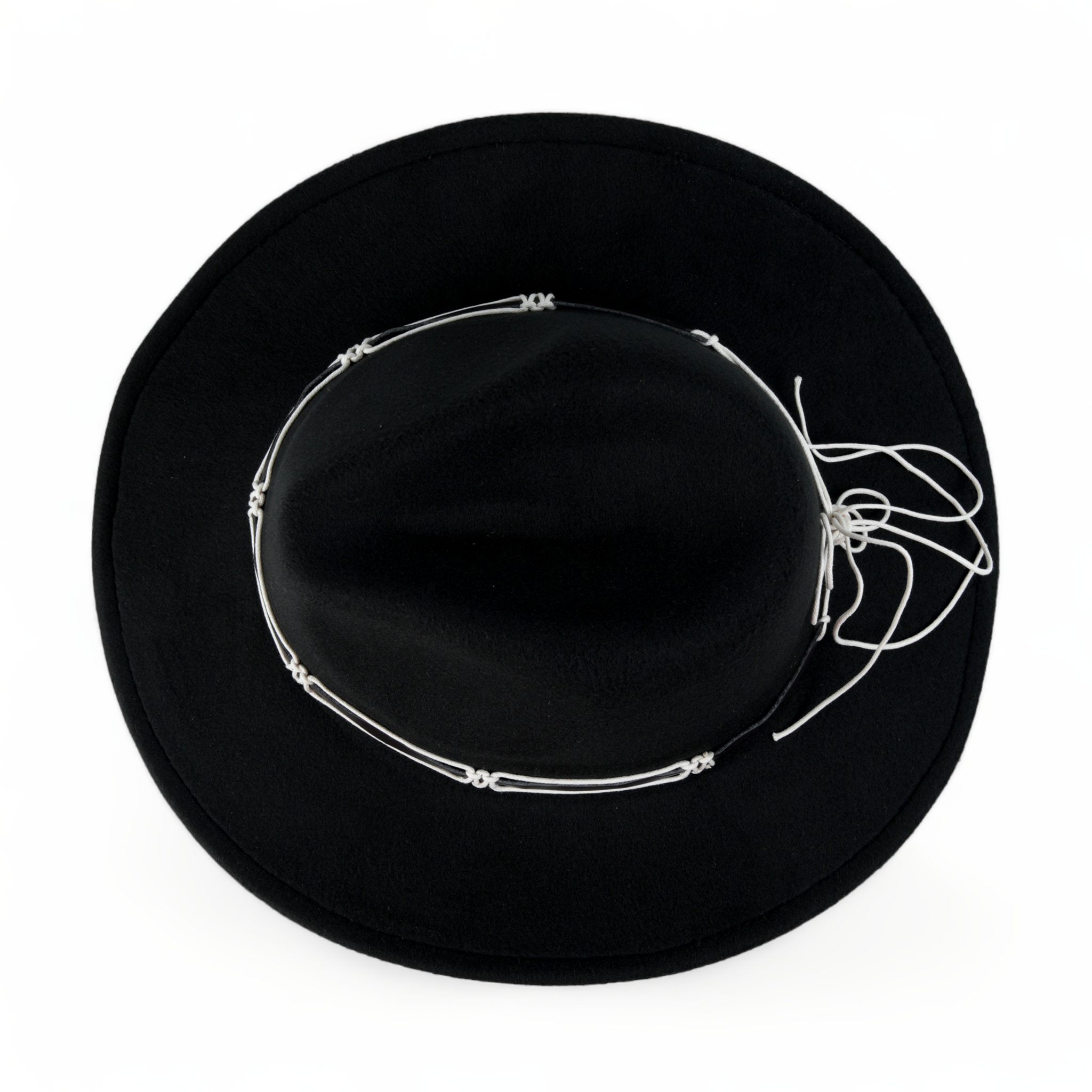 Chokore Cowboy Hat with Black and White Belt (Black)