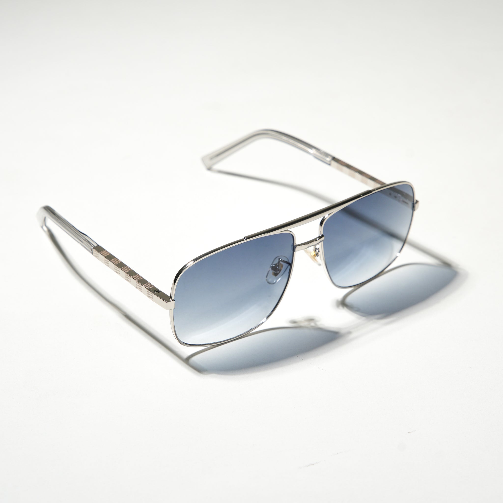 Chokore Retro Double Bridge Sunglasses with UV400 Protection (Blue & Silver)