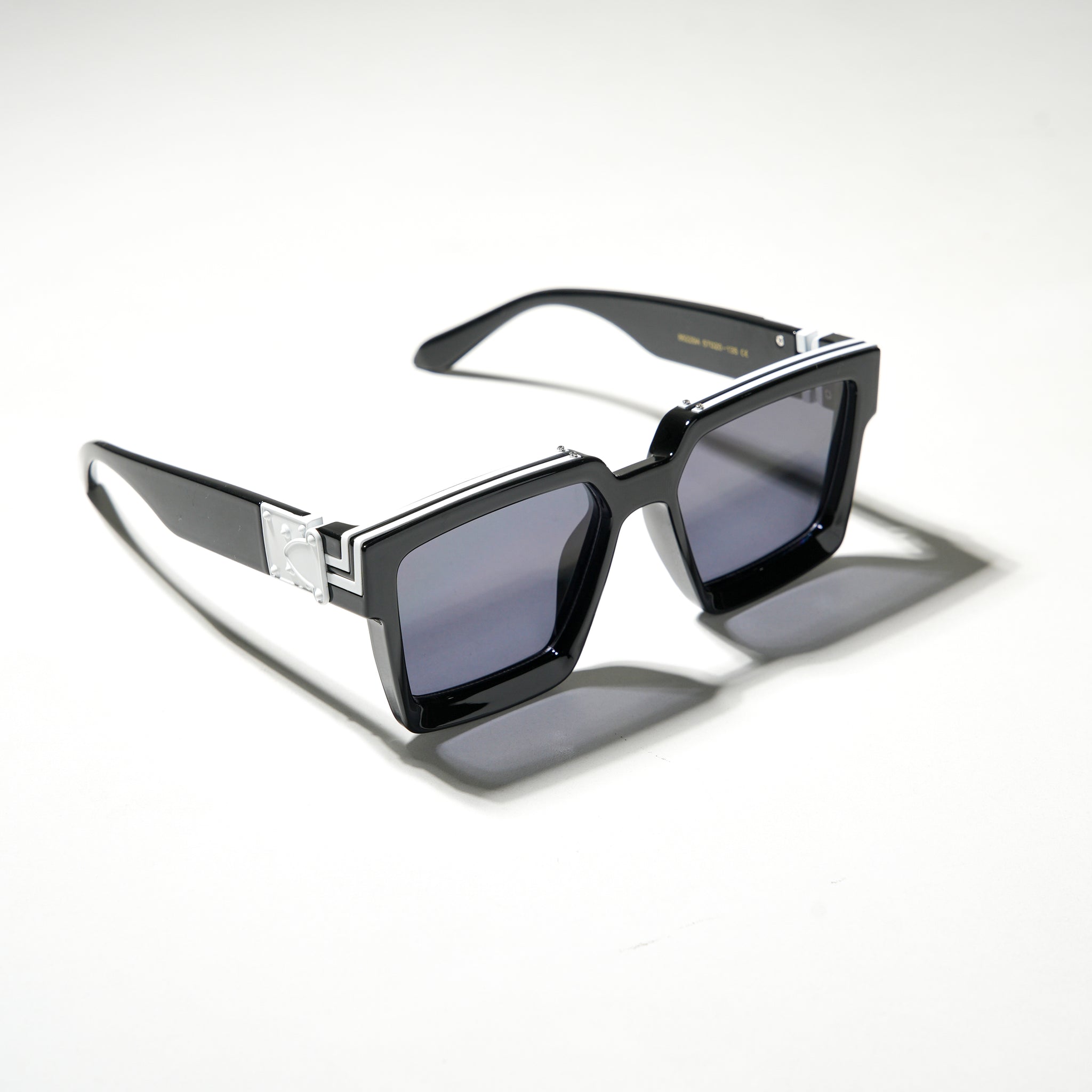 Chokore Oversized Stripes Square Sunglasses (Black)