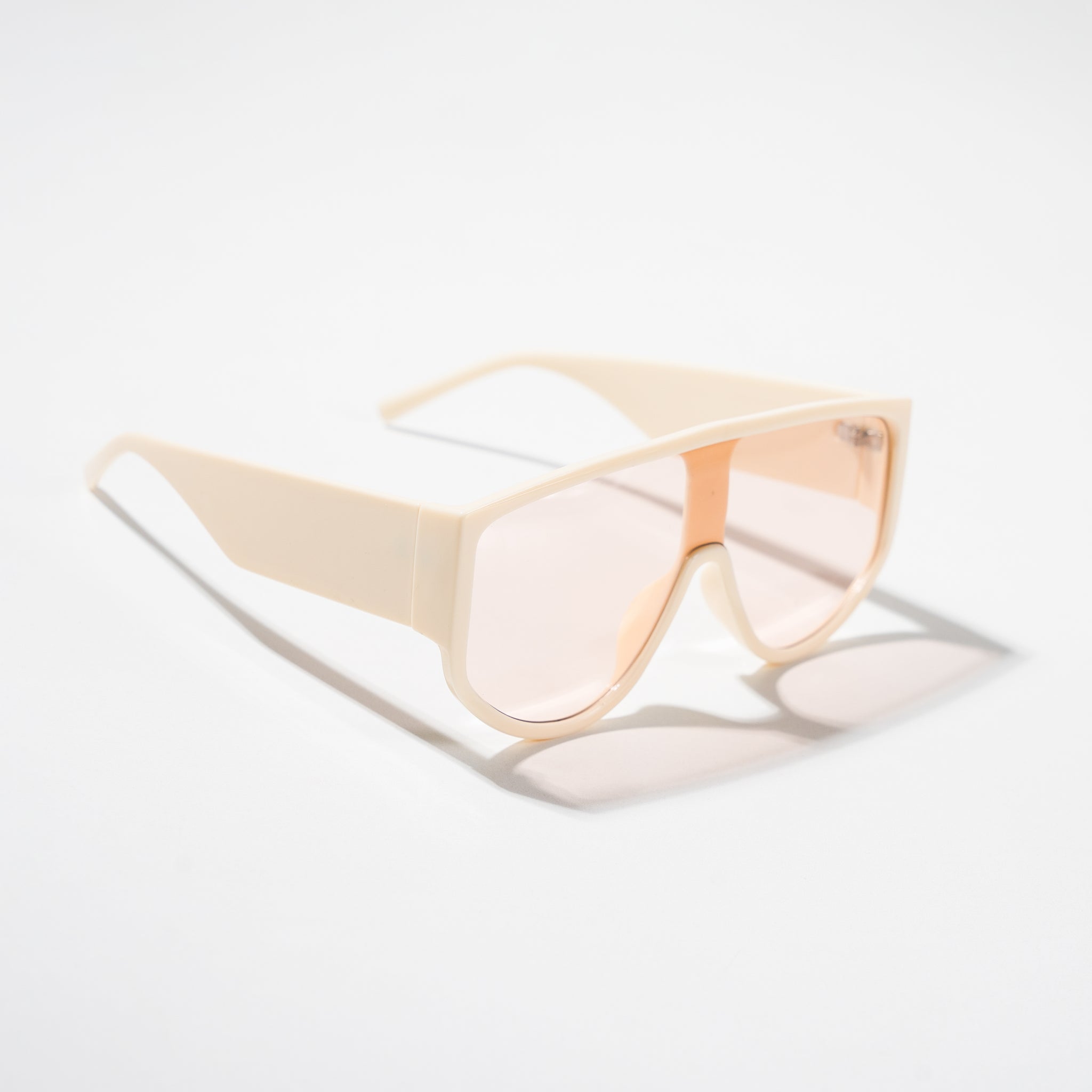 Chokore Retro Oversized UV-400 Protected Sunglasses (White)