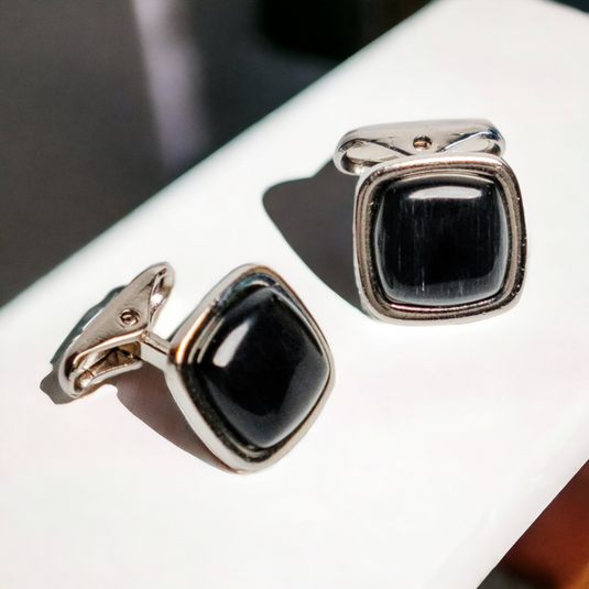 Chokore Squircle Cufflinks with Stone (Black)