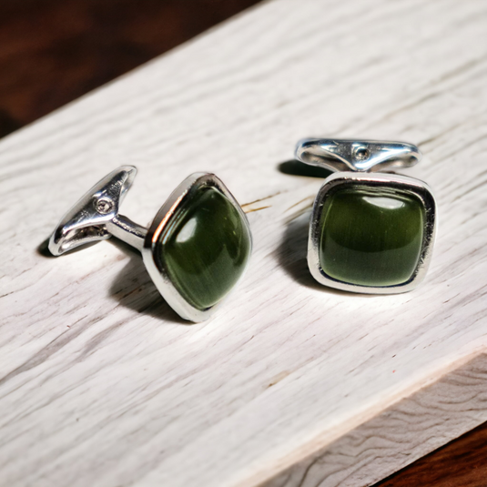 Chokore Squircle Cufflinks with Stone (Green)
