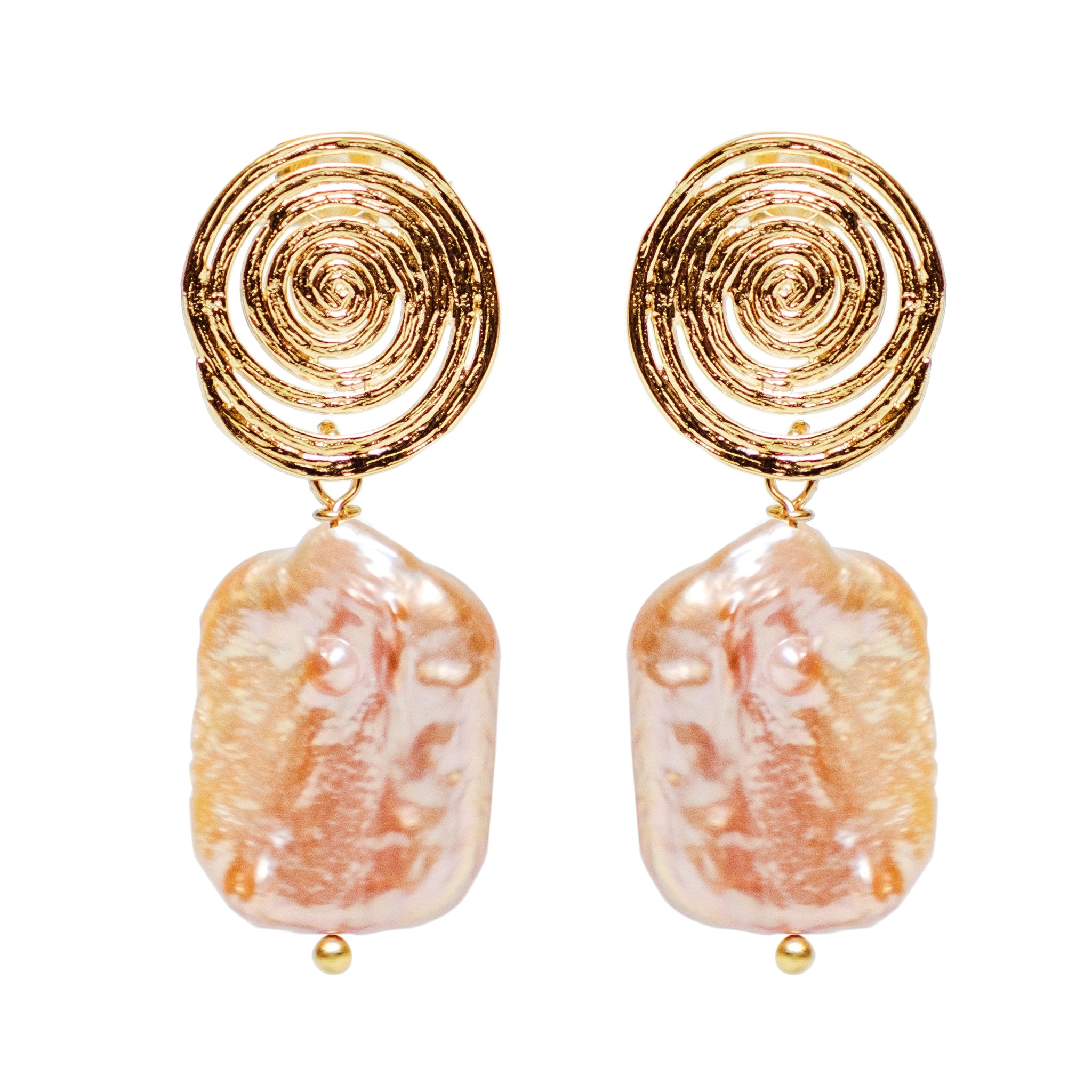 Chokore Gold Coil Baroque Freshwater Pearl Earrings (Pink)