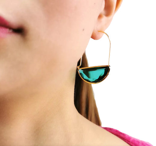 Hoops with turquoise blue glass droplets. Gold tone.