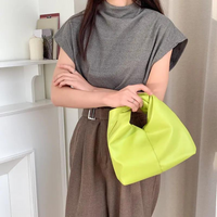 Chokore Chokore Twist and Knot Shoulder Bag (Green)
