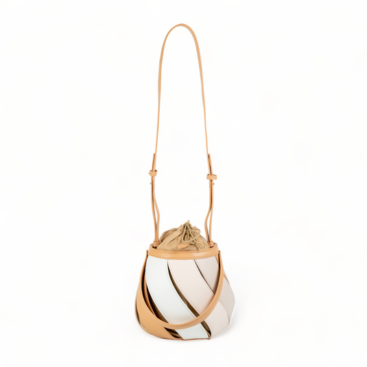 Chokore Chokore Spliced Bucket Bag (Beige) 