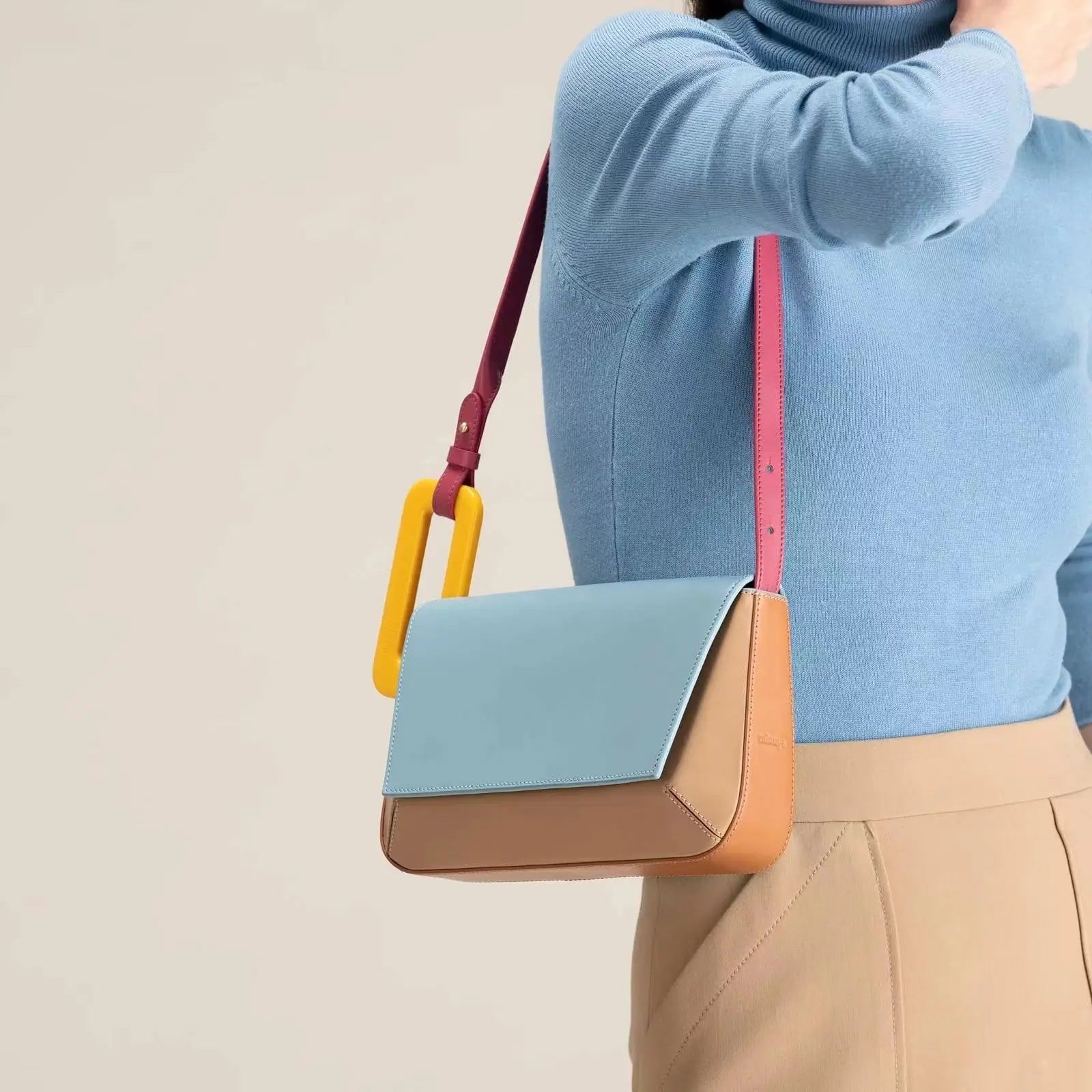 chokore Chokore Minimal Shoulder Bag (Blue & Beige)