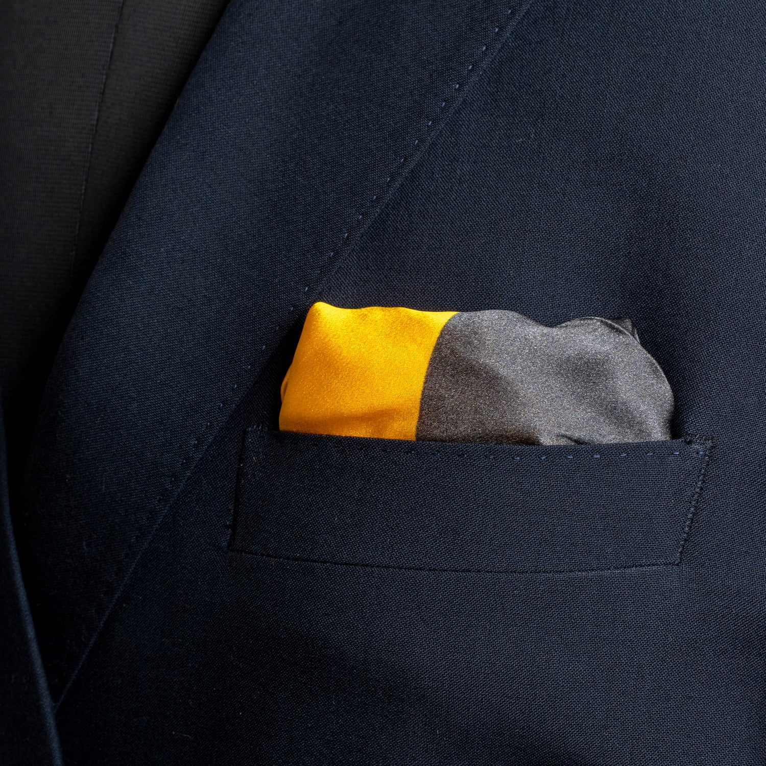 Chokore Yellow Satin Silk pocket square from the Plaids Line