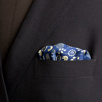 Chokore Chokore Blue and white Satin Silk pocket square from the Wildlife Collection
